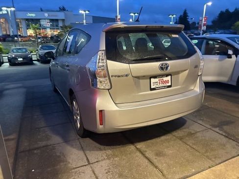 Used 2014 Toyota Prius V Two image 14