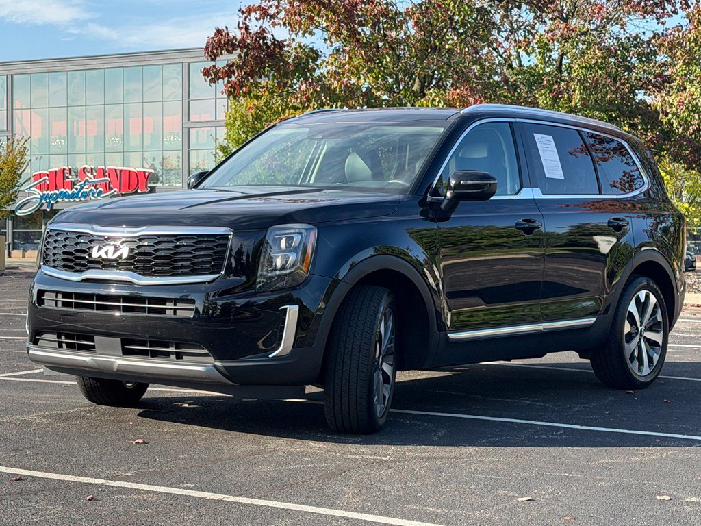 Used 2022 Kia Telluride EX w/ EX Premium Package AWD/4WD image 22