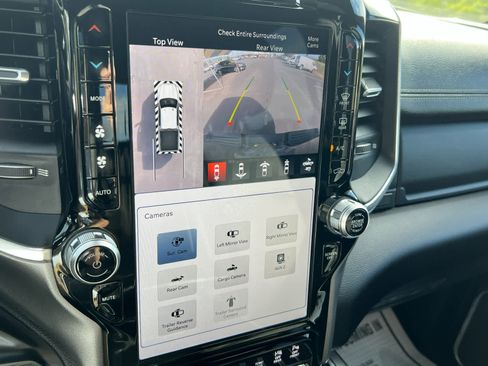 Used 2022 RAM 3500 Laramie image 23