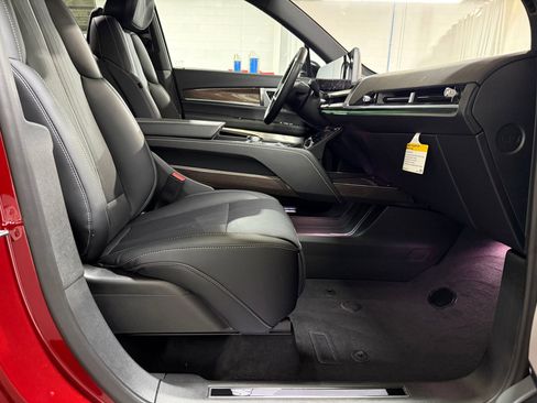 New 2026 Cadillac Vistiq Sport AWD/4WD image 53