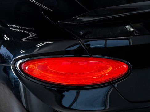 Used 2020 Bentley Continental GT image 25