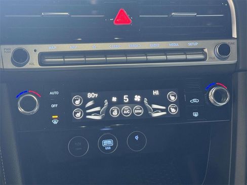 Used 2025 Genesis G70 2.5T w/ Sport Prestige Package image 29