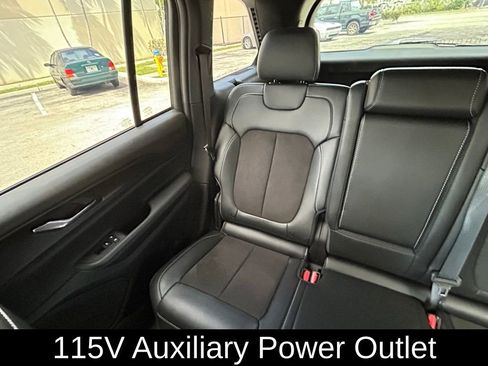 Certified 2024 Jeep Grand Cherokee Altitude AWD/4WD image 12