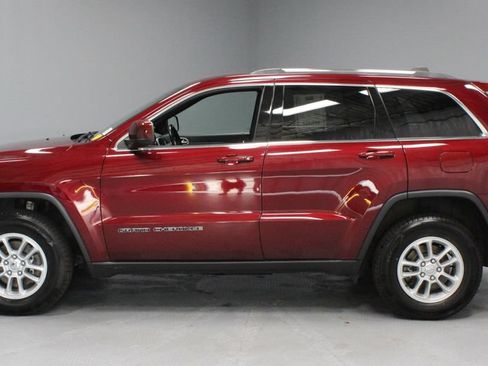 Used 2020 Jeep Grand Cherokee Laredo AWD/4WD image 7
