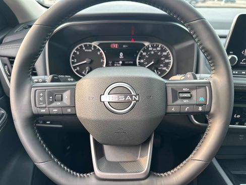 New 2026 Nissan Rogue SV AWD/4WD image 40