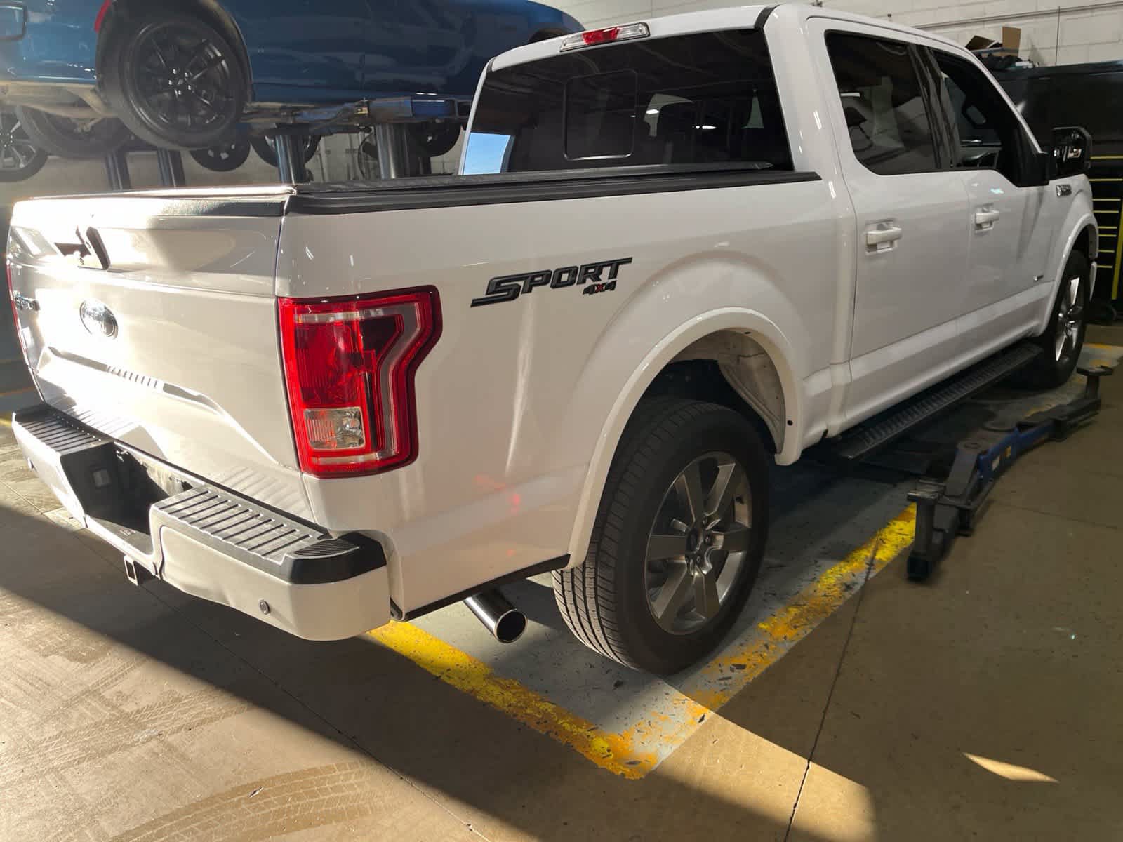 Used 2017 Ford F150 XLT w/ Equipment Group 302A Luxury AWD/4WD image 18