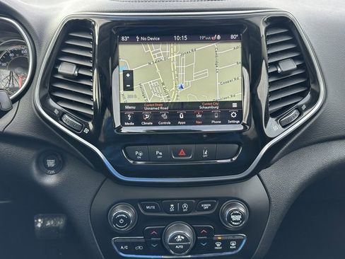 Used 2020 Jeep Cherokee Limited w/ Technology Group image 36