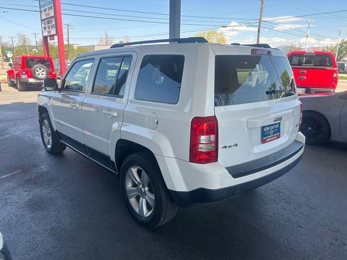 Used 2017 Jeep Patriot Latitude image 11