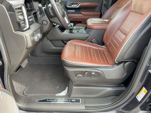 Used 2022 GMC Sierra 1500 Denali Ultimate image 4