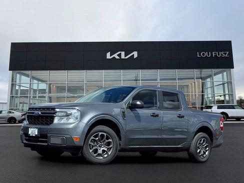 Used 2022 Ford Maverick XLT w/ Equipment Group 300A Standard AWD/4WD image 1
