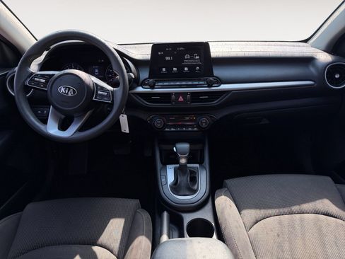 Used 2019 Kia Forte LXS FWD image 10
