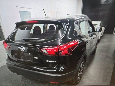 Used 2019 Nissan Rogue Sport SL w/ Premium Package AWD/4WD image 3
