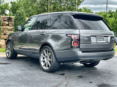 Used 2018 Land Rover Range Rover Supercharged AWD/4WD image 3