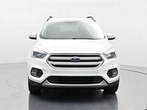 Used 2018 Ford Escape SE image 2