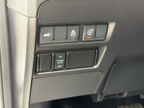 Used 2023 Nissan Armada Platinum w/ Captain's Chairs Package AWD/4WD image 26