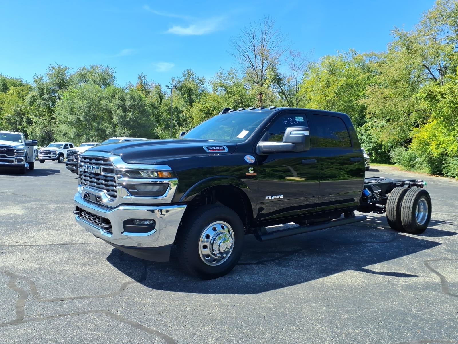 New 2027 RAM 3500 Big Horn AWD/4WD image 3