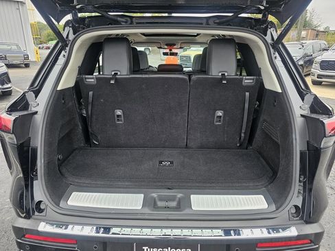 Used 2023 INFINITI QX60 Pure w/ Cargo Package image 10
