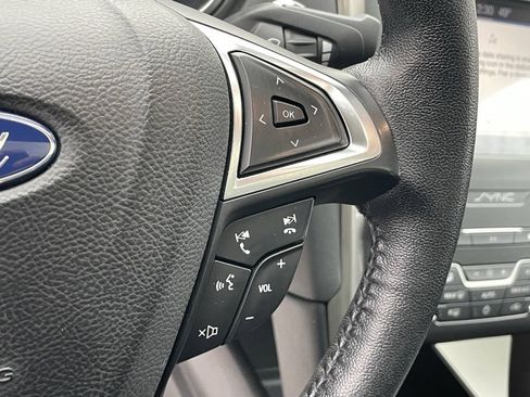 Used 2019 Ford Fusion SEL image 26