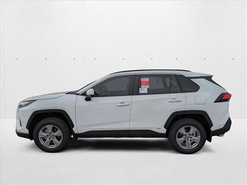 New 2025 Toyota RAV4 XLE w/ Convenience Package image 5