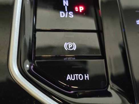 New 2026 BMW 760i xDrive w/ Executive Package AWD/4WD image 35