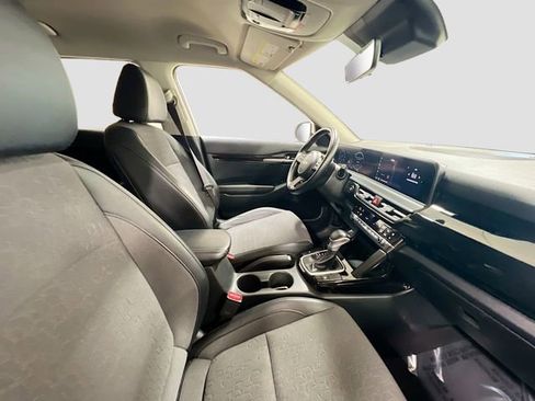 Certified 2024 Kia Seltos S image 28
