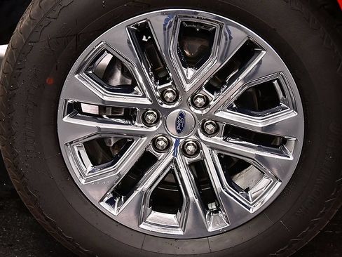 Used 2024 Ford F150 Lariat w/ Equipment Group 502A High AWD/4WD image 9
