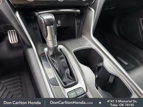 Used 2018 Honda Accord Sport image 19