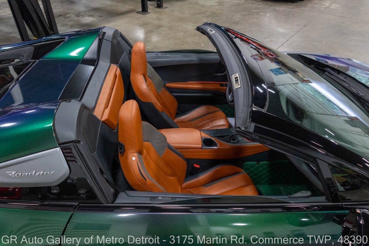 Used 2019 BMW i8 Roadster AWD/4WD image 15