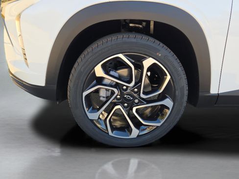 New 2026 Chevrolet Trax RS w/ Driver Confidence Package image 29