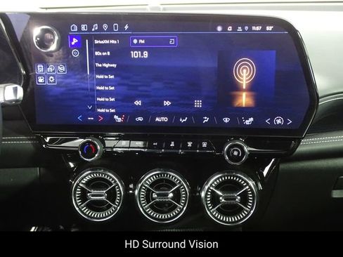 Used 2024 Chevrolet Blazer EV LT image 27