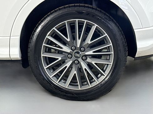 Used 2021 Audi Q3 2.0T Premium w/ Convenience Package image 37