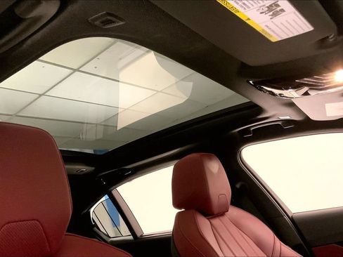 Certified 2025 BMW i5 M60 AWD/4WD image 26