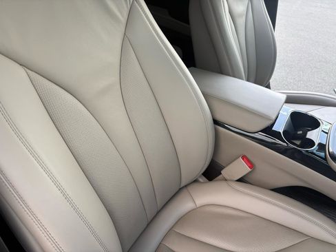 Used 2021 Lincoln Nautilus FWD w/ Equipment Group 101A image 45