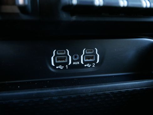 Certified 2022 RAM 3500 Laramie image 31