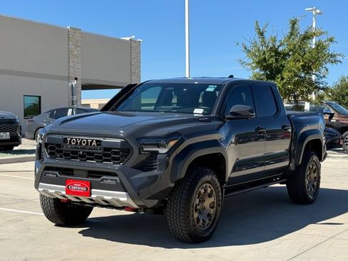 Used 2026 Toyota Tacoma 4x4 Double Cab Hybrid image 7