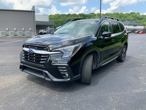 Used 2023 Subaru Ascent Limited AWD/4WD image 4