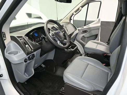 Used 2019 Ford Transit 250 130 Low Roof image 6