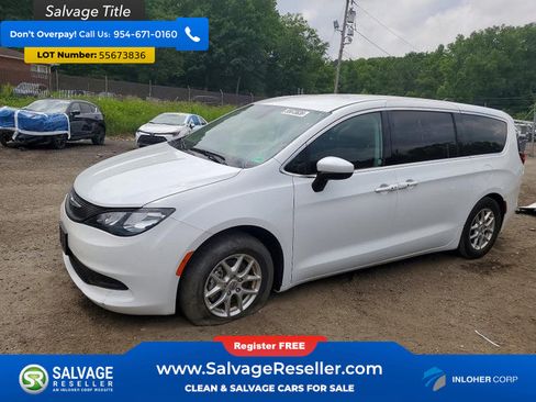 Used 2023 Chrysler Voyager LX FWD image 1