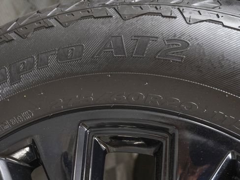 Used 2025 Ford F150 Lariat w/ Equipment Group 501A Mid image 32