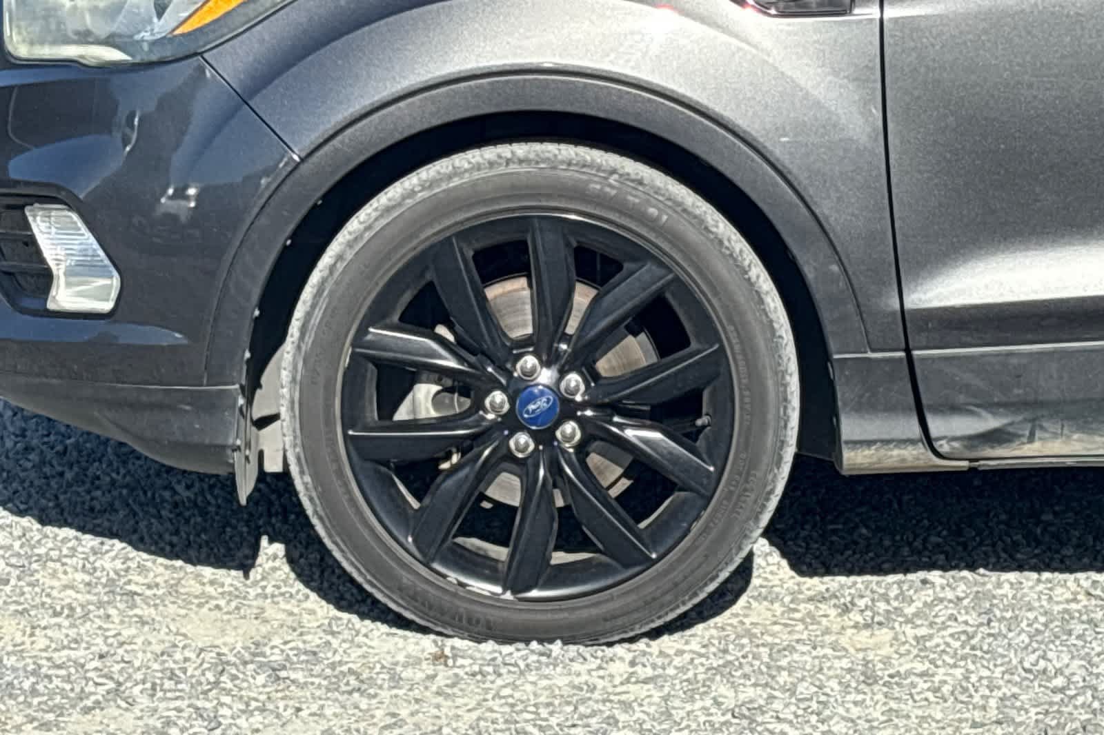 Used 2017 Ford Escape SE w/ Equipment Group 201A FWD image 12