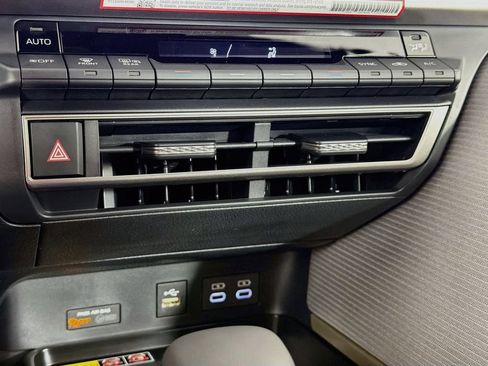 New 2026 Toyota Camry SE FWD image 19