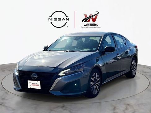 Certified 2024 Nissan Altima 2.5 SV FWD image 4