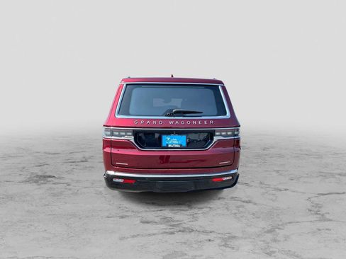 Used 2023 Jeep Grand Wagoneer Series III AWD/4WD image 7
