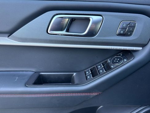 New 2025 Ford Explorer ST-Line w/ Premium Package image 10