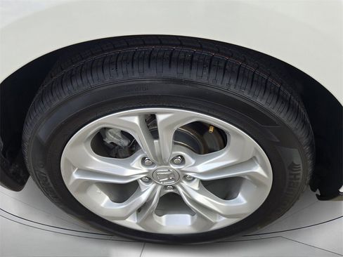 Used 2023 Honda Accord LX image 7