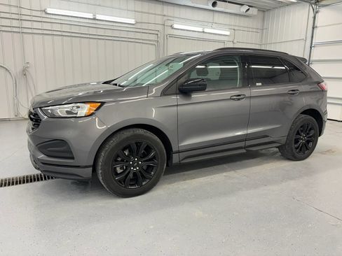 Used 2022 Ford Edge SE w/ Black Appearance Package AWD/4WD image 8
