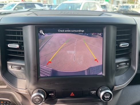 Used 2020 RAM 2500 Tradesman w/ Chrome Appearance Group image 23