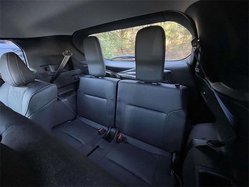 Used 2024 Mitsubishi Outlander SE Black Edition image 10