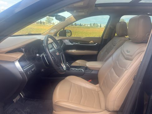 Used 2022 Cadillac XT6 Sport image 15