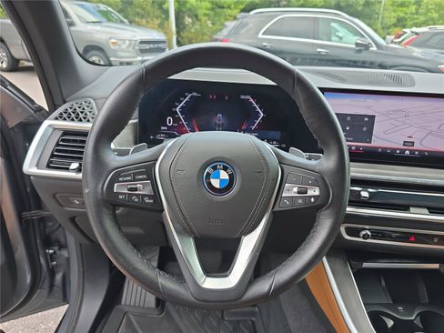 Used 2026 BMW X5 xDrive50e AWD/4WD image 30